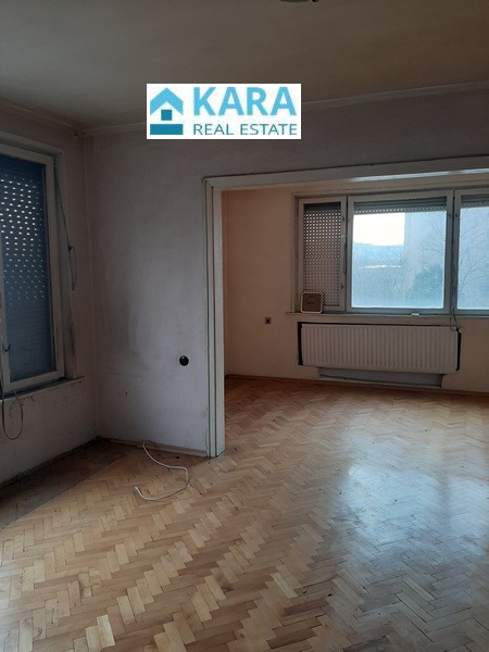 Продава МНОГОСТАЕН, гр. Кърджали, Център, снимка 6 - Апартаменти - 53882499
