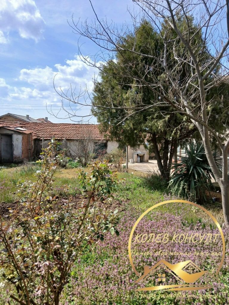 Продава КЪЩА, с. Елена, област Хасково, снимка 12 - Къщи - 53994338