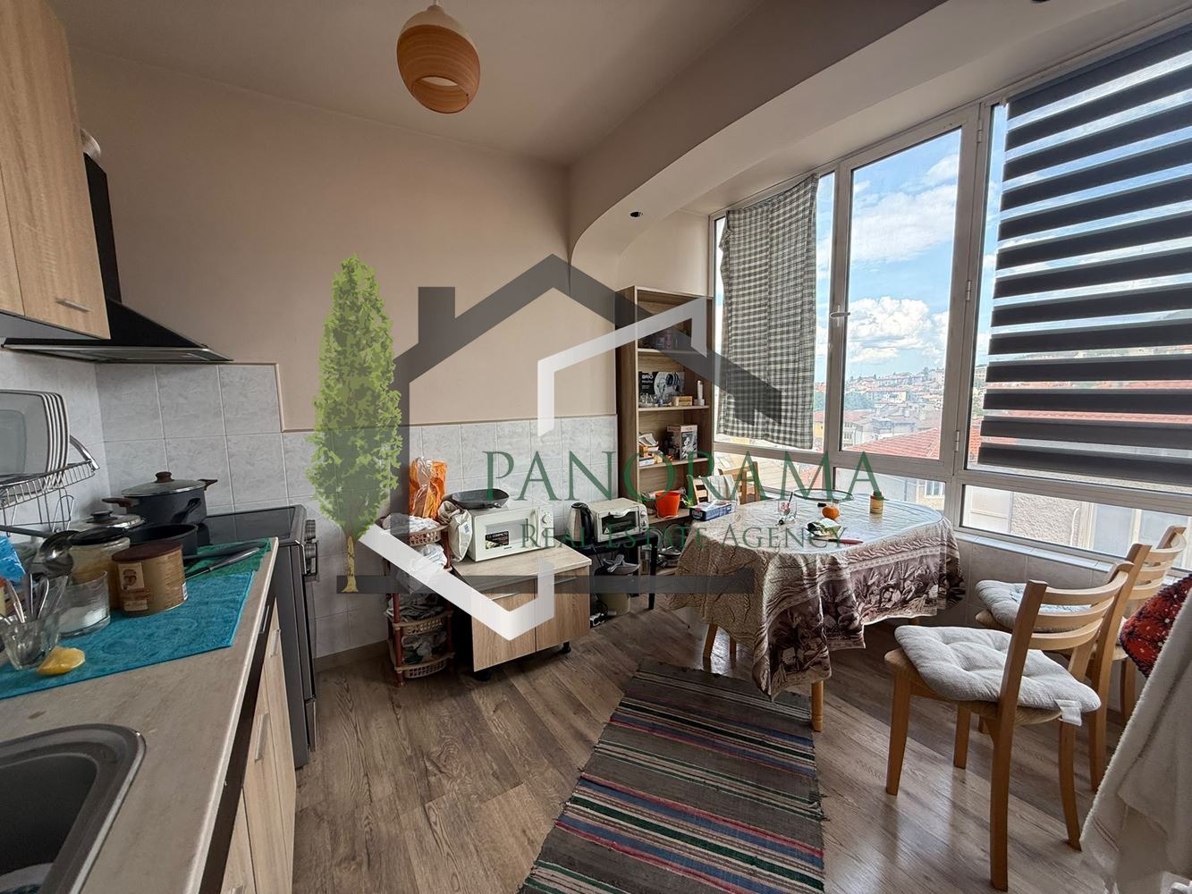 Продава МНОГОСТАЕН, гр. Шумен, Болницата, снимка 3 - Апартаменти - 54998473