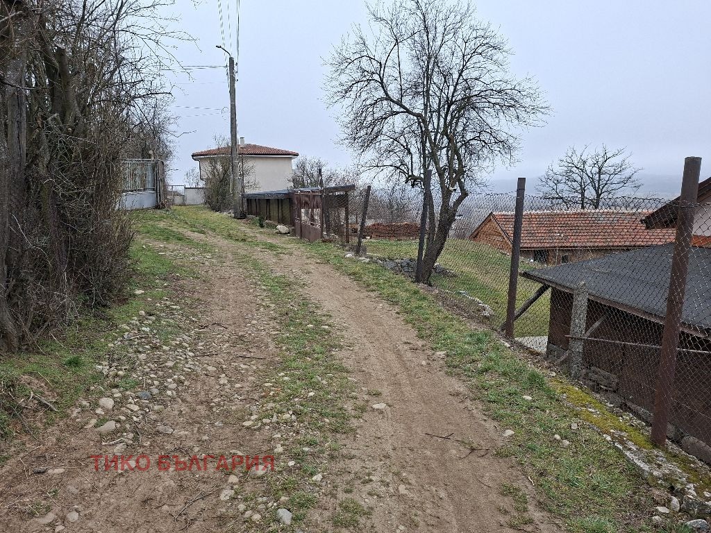 Продава ПАРЦЕЛ, с. Злокучене, област София област, снимка 2 - Парцели - 53887179