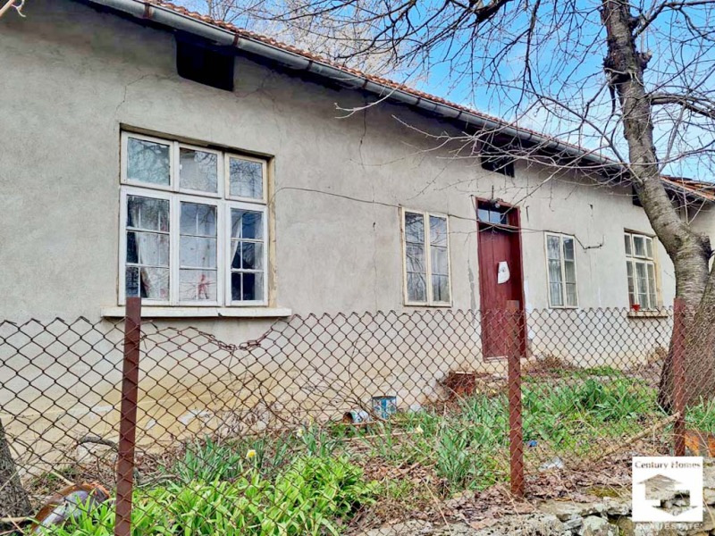 Продава КЪЩА в област Габрово, с. Денчевци - 80 кв.м / 16 500 € » 32 271.20 лв., СЕНТЧЪРИ ХОУМС