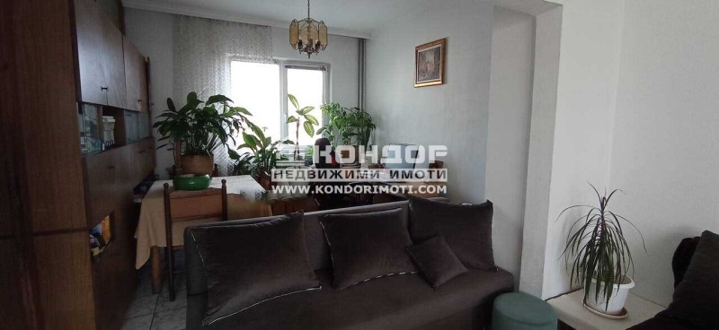 En venta  2 dormitorios Plovdiv , Trakiya , 92 metros cuadrados | 65782759 - imagen [2]