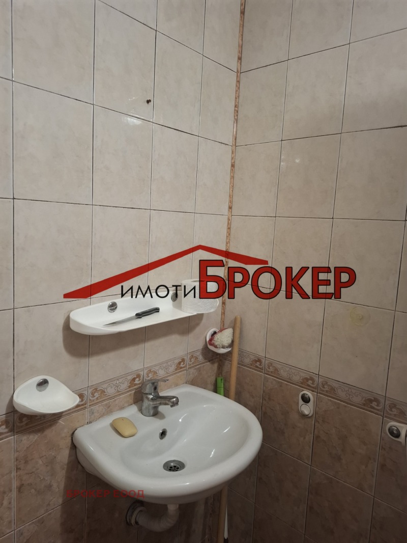 Продава  3-стаен град Сливен , Център , 120 кв.м | 54814353 - изображение [16]
