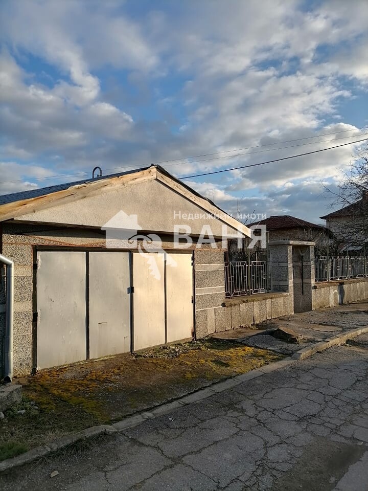 Продава КЪЩА, с. Войнягово, област Пловдив, снимка 2 - Къщи - 44104817