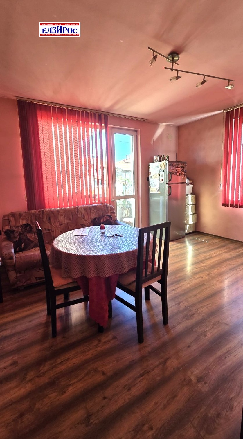 Продава ЕТАЖ ОТ КЪЩА, гр. Кюстендил, Център