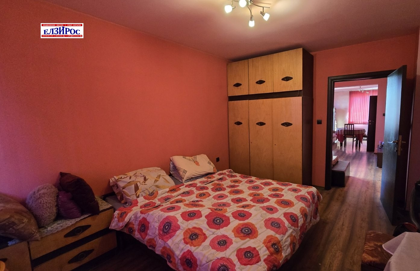 Продава ЕТАЖ ОТ КЪЩА, гр. Кюстендил, Център, снимка 8 - Етаж от къща - 53733763