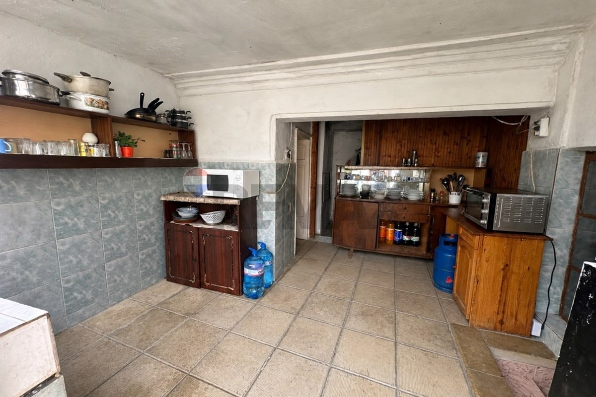 Продава КЪЩА, с. Салманово, област Шумен, снимка 8 - Къщи - 56222942