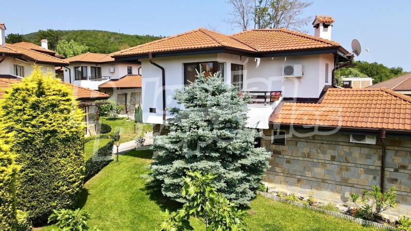Продава ЕТАЖ ОТ КЪЩА в област Бургас, с. Кошарица - 102 кв.м / 115 000 € » 224 920.45 лв., БЪЛГЕРИАН ПРОПЕРТИС