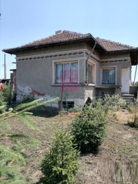 Продажба на имоти в с. Червена вода, област Русе - изображение 8 