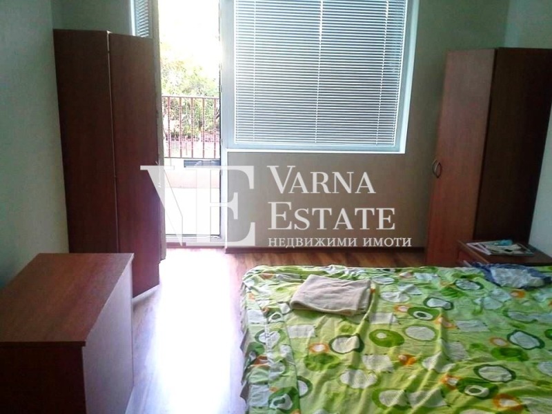 Продава 2-СТАЕН, гр. Варна, Левски 1