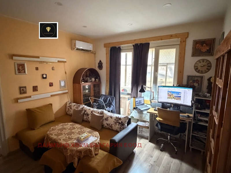 Продава 3-СТАЕН, гр. Пловдив, Съдийски