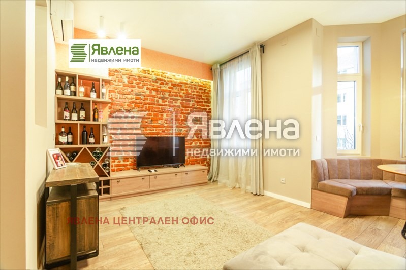 Продава  Многостаен град София , Център , 154 кв.м | 24535894