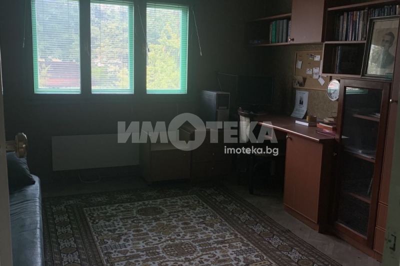 Продава ЕТАЖ ОТ КЪЩА, гр. София, Бояна, снимка 11 - Етаж от къща - 49434072