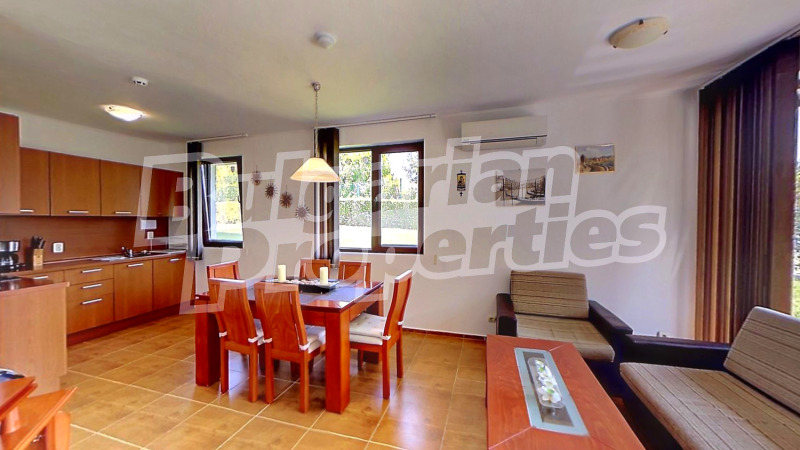 Продава ЕТАЖ ОТ КЪЩА, с. Кошарица, област Бургас, снимка 4 - Етаж от къща - 52989986