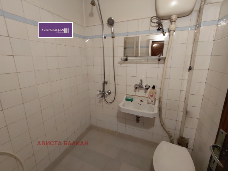 Продава ЕТАЖ ОТ КЪЩА, гр. София, Редута, снимка 3 - Етаж от къща - 53109042