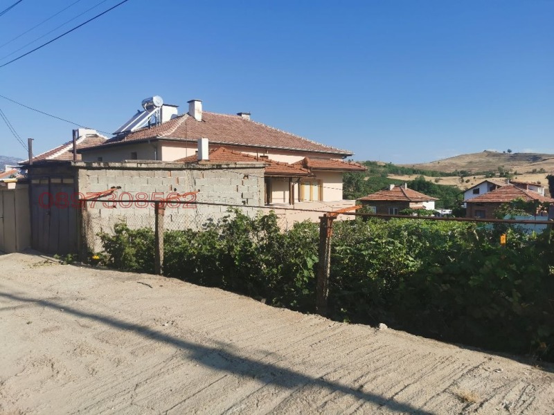 Продава  Парцел област Благоевград , с. Левуново , 1000 кв.м | 43748508 - изображение [2]