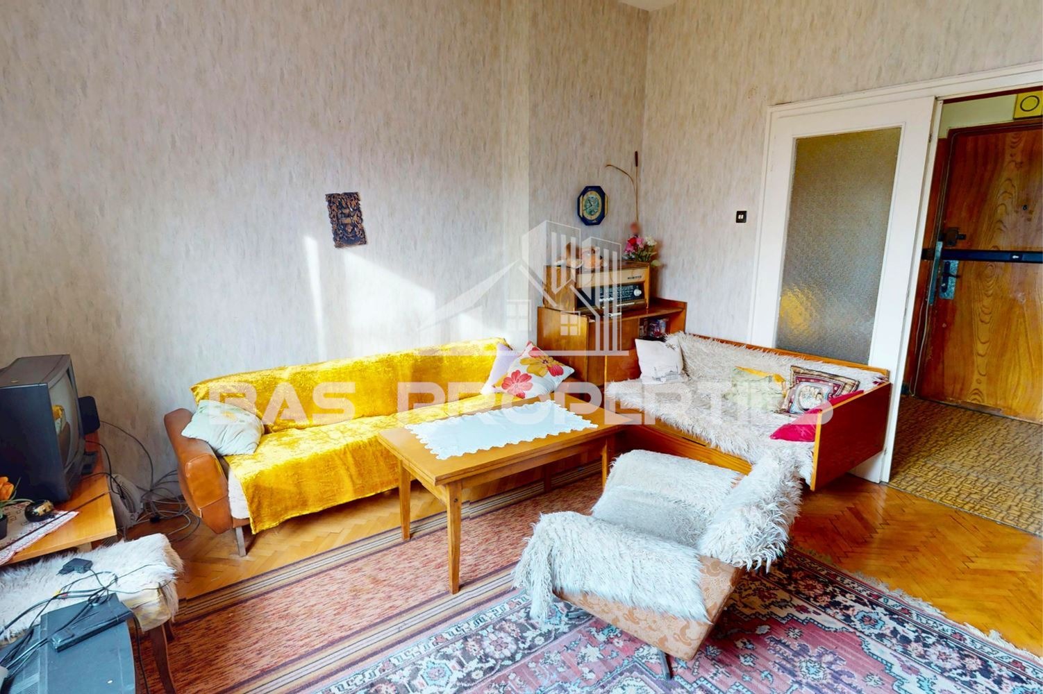 Продава 3-СТАЕН, гр. София, Гео Милев, снимка 2 - Апартаменти - 53517574