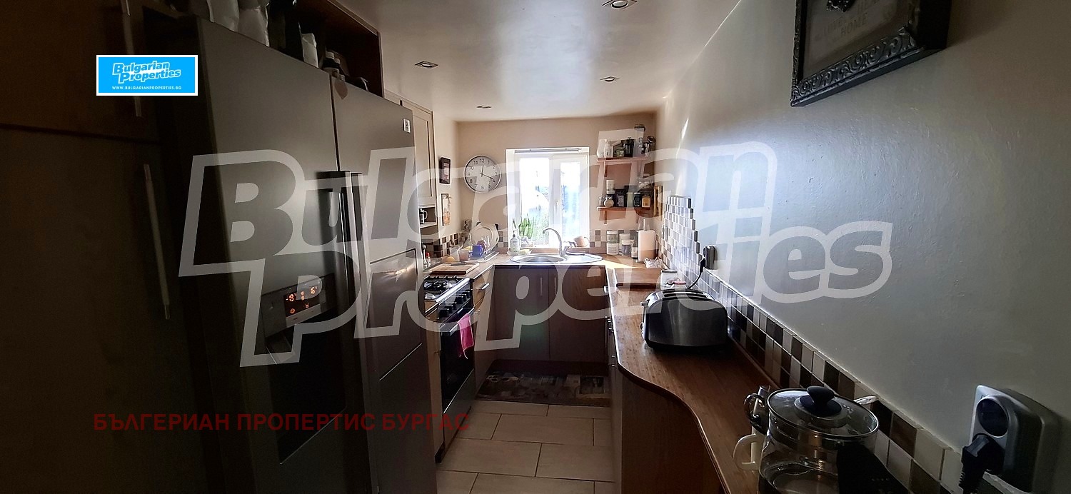 Продава КЪЩА, с. Светлина, област Бургас, снимка 11 - Къщи - 56026439