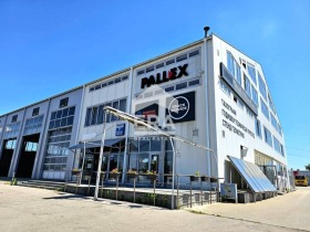 Myytävänä Teollisuusrakennus