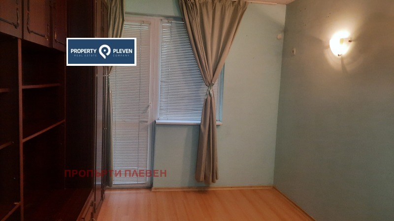 Продава  1-стаен град Плевен , Широк център , 38 кв.м | 16509782 - изображение [3]