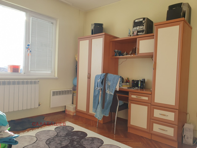 Продава 4-СТАЕН, гр. Казанлък, област Стара Загора, снимка 16 - Апартаменти - 53272887