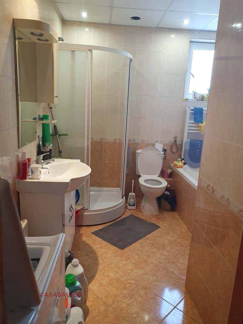 Продава 4-СТАЕН, гр. Казанлък, област Стара Загора, снимка 12 - Апартаменти - 53272887