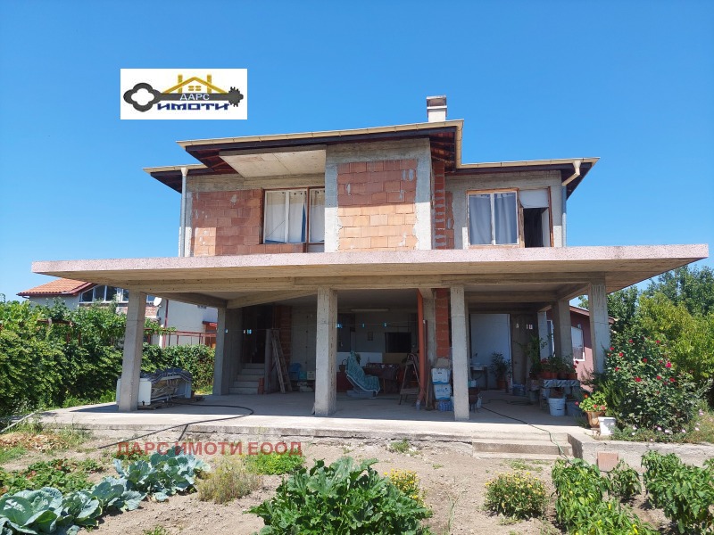 Te koop  Huis Plovdiv , Proslav , 320 m² | 63962842 - afbeelding [2]