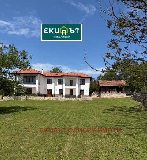 Продава КЪЩА, с. Добрина, област Варна, снимка 9 - Къщи - 53947336