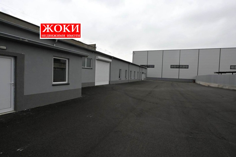 Продава  Пром. помещение град Перник , Мошино , 407 кв.м | 57112318 - изображение [2]