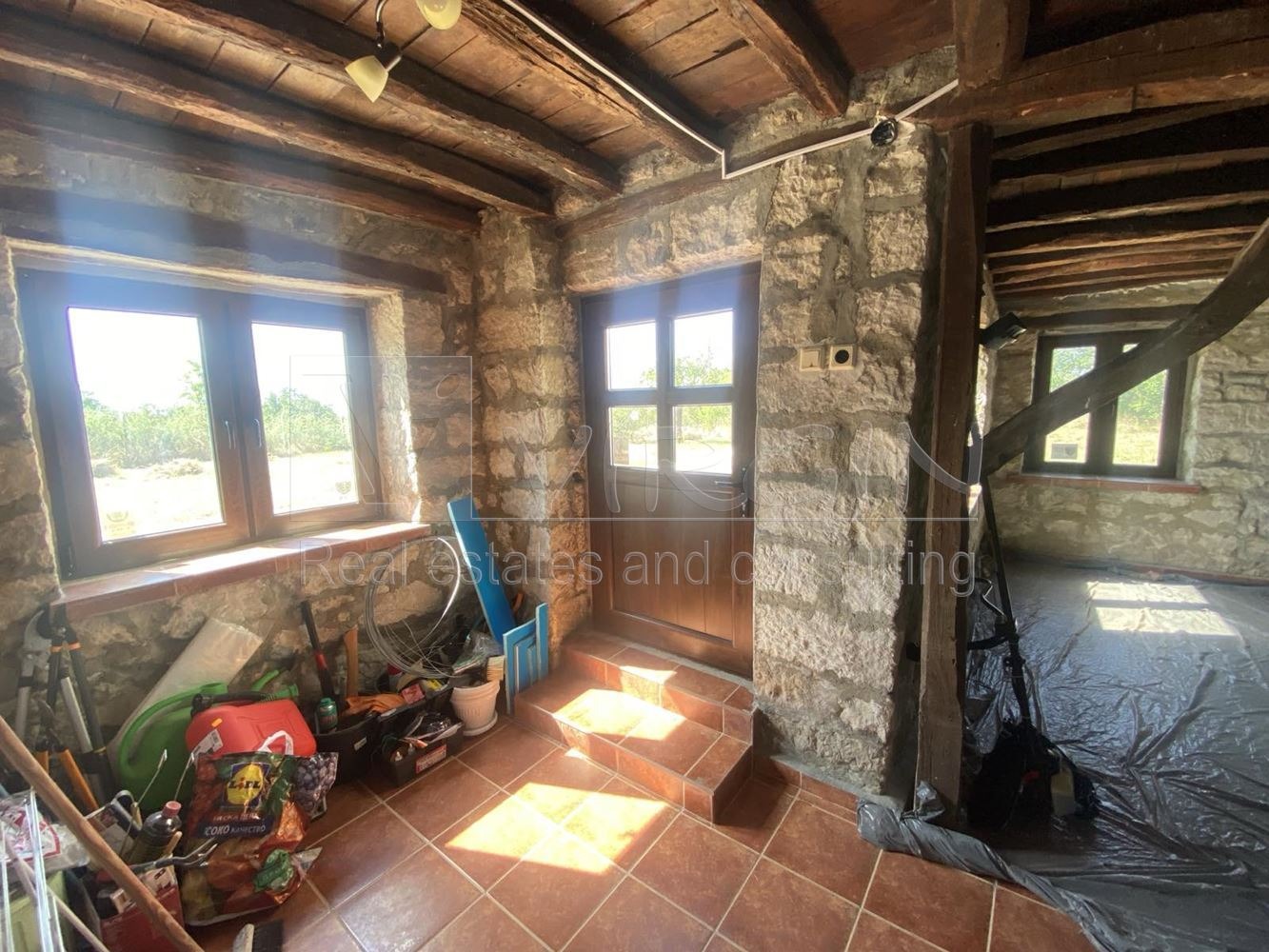Продава КЪЩА, с. Храброво, област Варна, снимка 8 - Къщи - 55523341