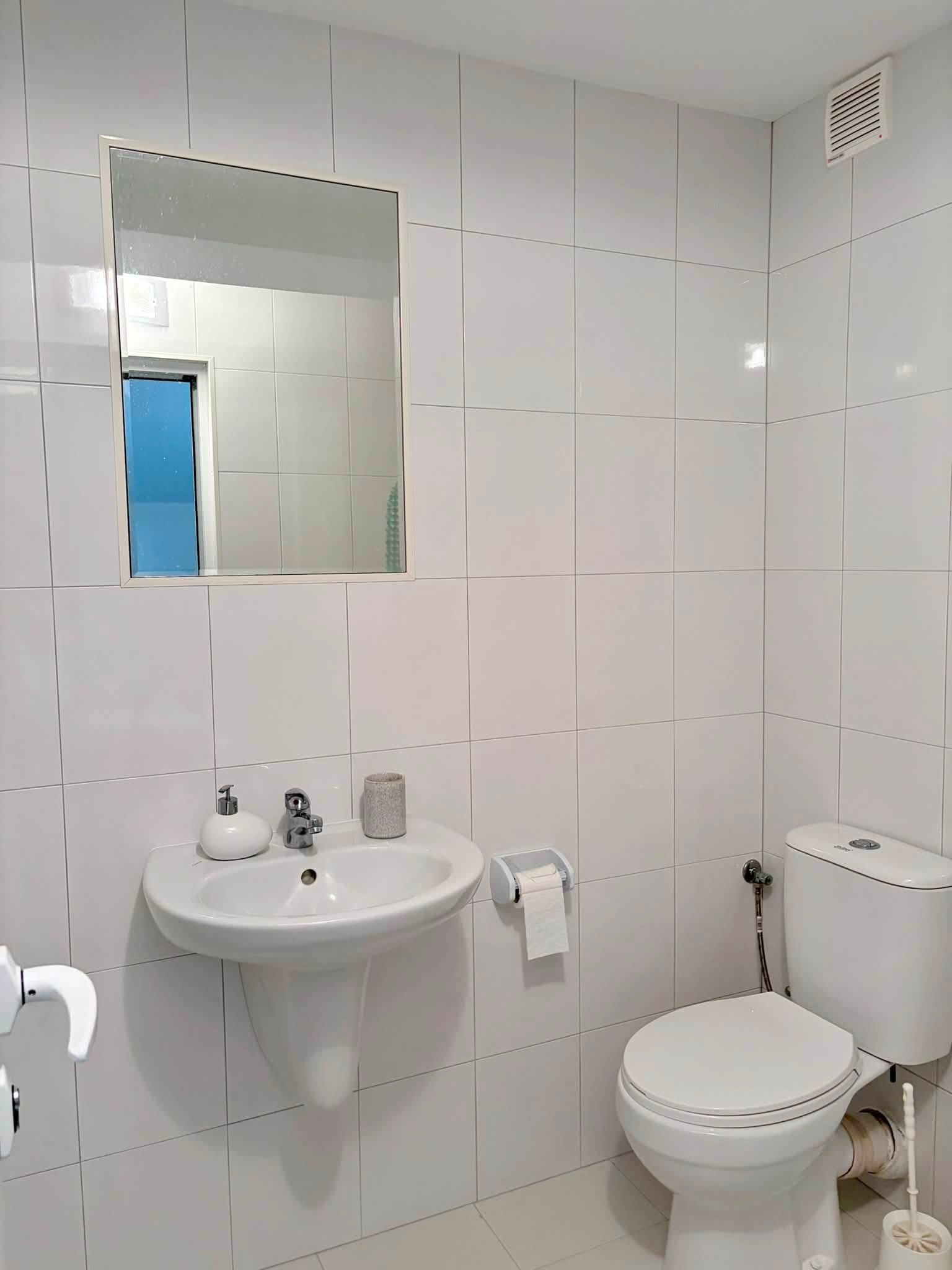 Продава КЪЩА, гр. Карлово, област Пловдив, снимка 16 - Къщи - 55584717