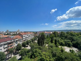 3 makuuhuonetta Tsentar, Varna 16