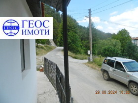 House Bukatsite, region Smolyan 9