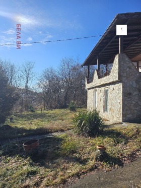 Casa Goz, región Pernik 4