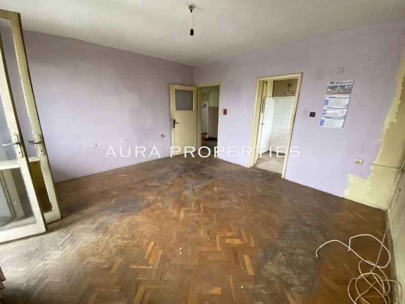 Продава  3-стаен град Разград , Възраждане , 90 кв.м | 33877331 - изображение [3]