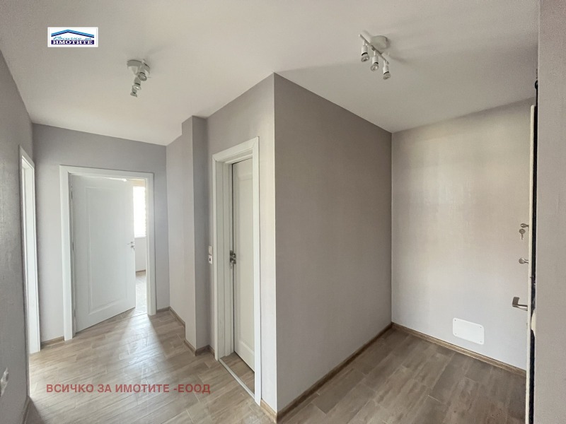 Продава  3-стаен град Русе , Родина 1 , 106 кв.м | 26005056 - изображение [7]