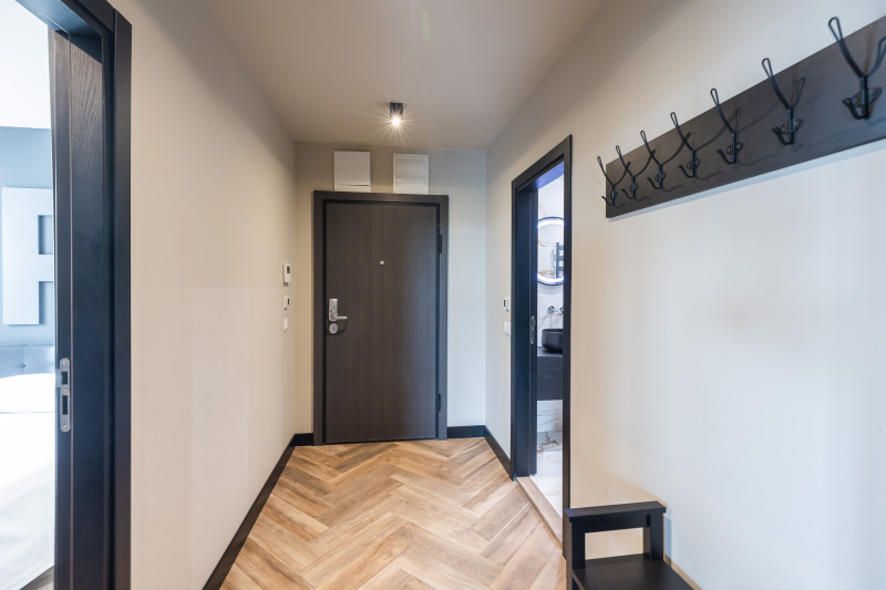 Myytävänä  3 makuuhuonetta Varna , Tsentar , 202 neliömetriä | 59250515 - kuva [10]