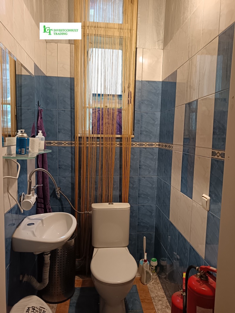 Продава ЕТАЖ ОТ КЪЩА, гр. София, Център, снимка 4 - Етаж от къща - 53334865