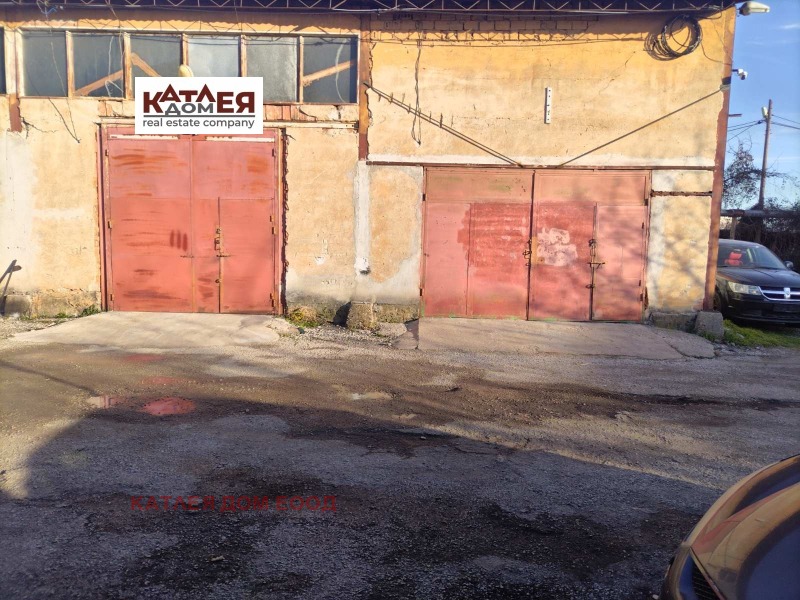 Продава СКЛАД, гр. Враца, Складова база, снимка 2 - Складове - 53069043