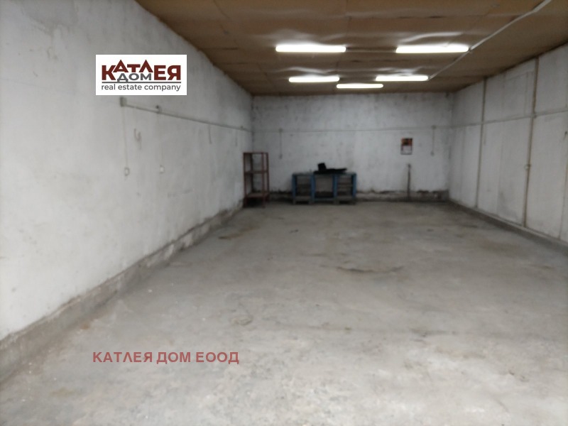 Продава СКЛАД, гр. Враца, Складова база, снимка 3 - Складове - 53069043