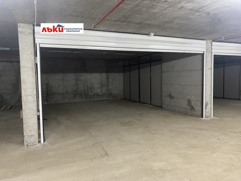 Продава ГАРАЖ, ПАРКОМЯСТО, гр. Варна, Владислав Варненчик 1