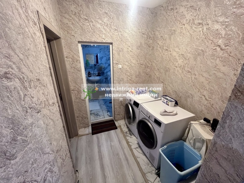 Продава  3-стаен град Хасково , Център , 71 кв.м | 73562982 - изображение [7]