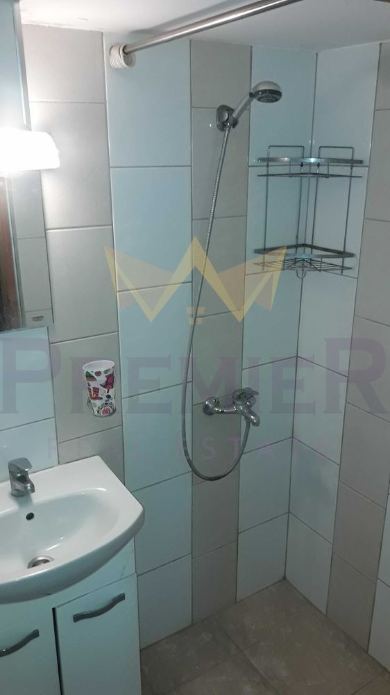 Продава ЕТАЖ ОТ КЪЩА, гр. Пловдив, Кючук Париж, снимка 8 - Етаж от къща - 55707572