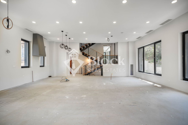 In vendita  Casa Sofia , Bankia , 315 mq | 75012149 - Immagine [4]