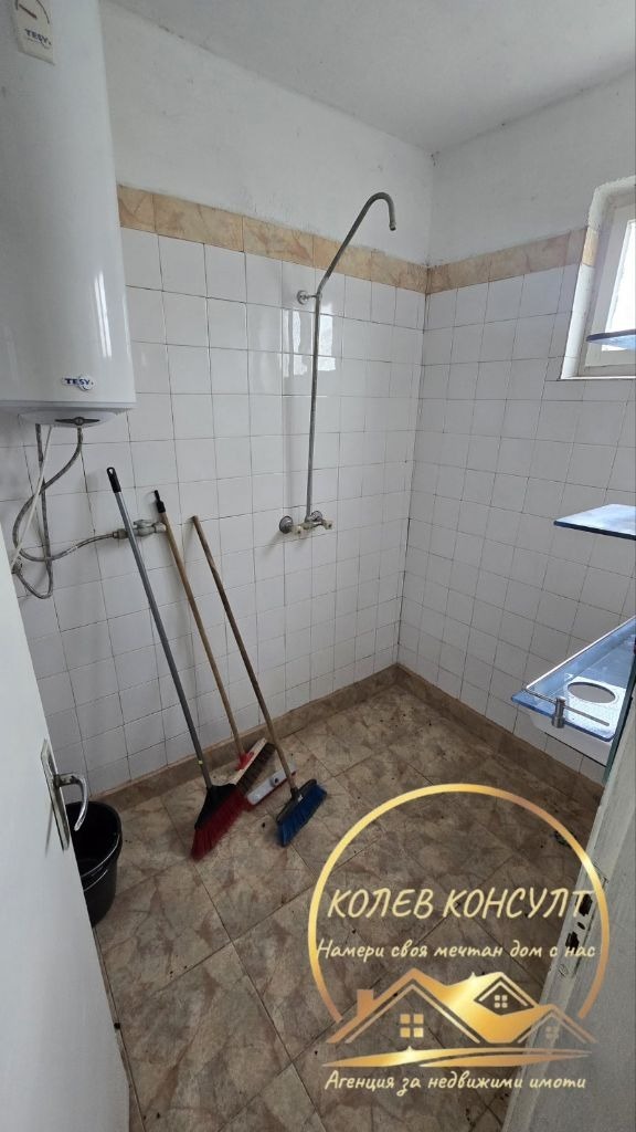 Продава КЪЩА, с. Златополе, област Хасково, снимка 8 - Къщи - 53923367