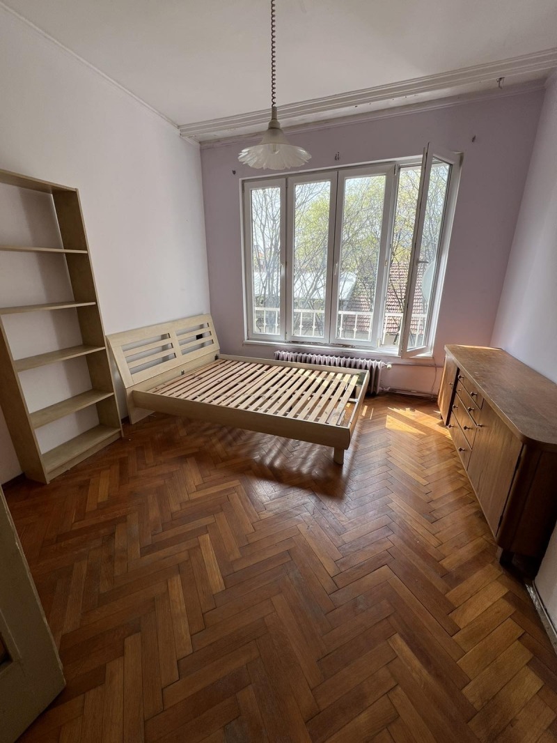 Na sprzedaż  1 sypialnia Sofia , Centar , 80 mkw | 70000791 - obraz [4]