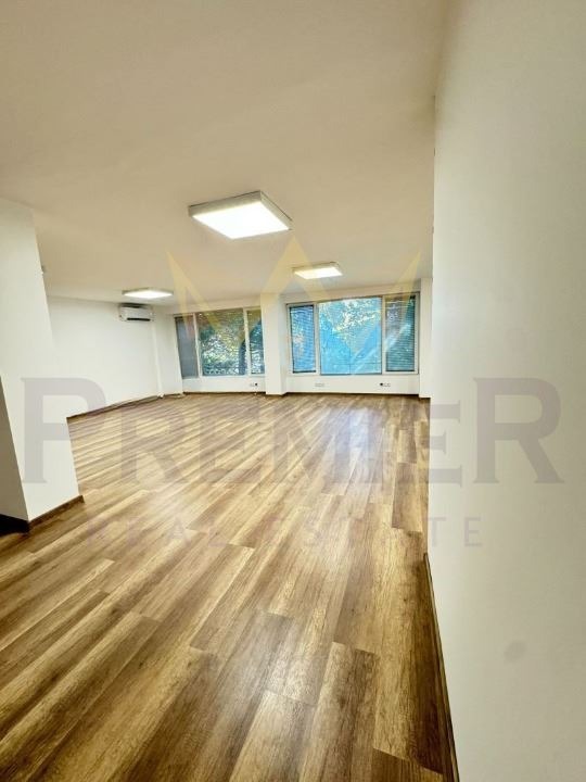 Продава ОФИС, гр. Варна, Бизнес хотел, снимка 5 - Офиси - 53031389