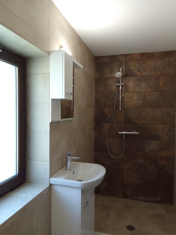 Продава КЪЩА, с. Ново село, област Велико Търново, снимка 15 - Къщи - 54328076