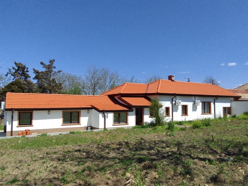 Продава КЪЩА, с. Ново село, област Велико Търново
