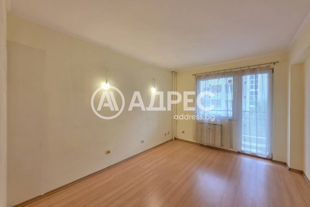 Продава 3-СТАЕН, гр. София, Лагера, снимка 2 - Апартаменти - 54252235